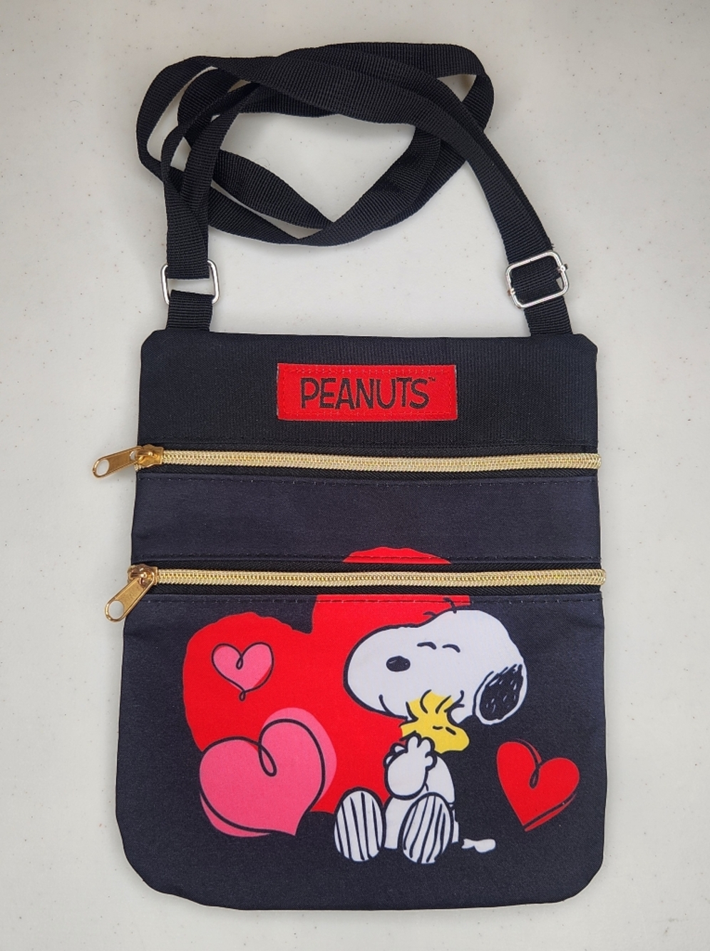 Peanuts Snoopy Crossbody Bag – Hearts Design
